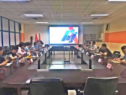 中科院海岸带研究所向导专家一行到008PG国际软件考察